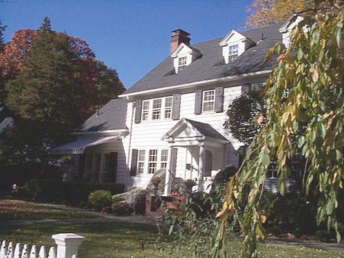 Hold me closer, cause I love this house. 