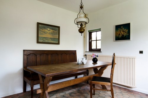 After: the eat-in kitchen in its full glory. This is where we would have the best Sunday Steak breakfasts ever! My seat was on the bench by the window. 